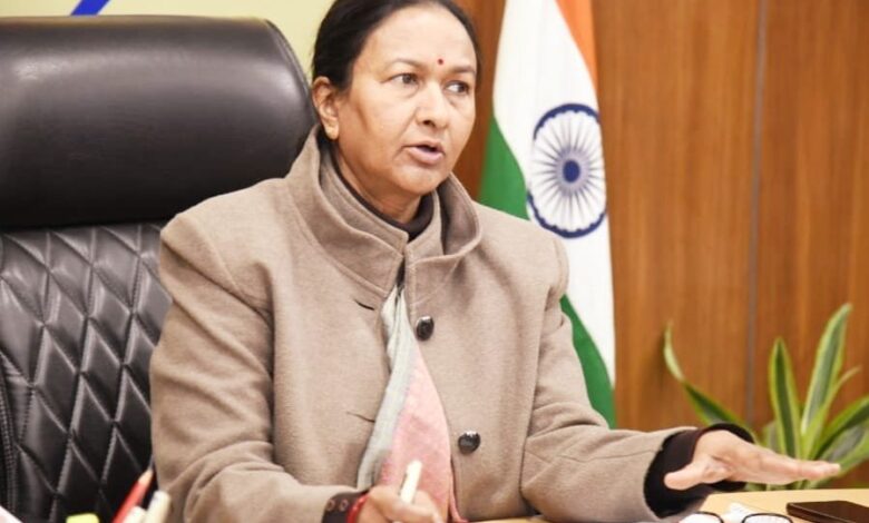 सौंग बांध परियोजना की प्रोसिजर क्लियरेन्स कार्यों में देरी पर CS राधा रतूड़ी हुई सख्त नाराजगी सौंग बांध परियोजना की प्रोसिजर क्लियरेन्स कार्यों में देरी पर CS राधा रतूड़ी हुई सख्त नाराजगी