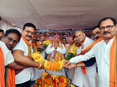 मोदी राज में विश्व में फहरा रही है सनातन धर्म की पताका: महाराज