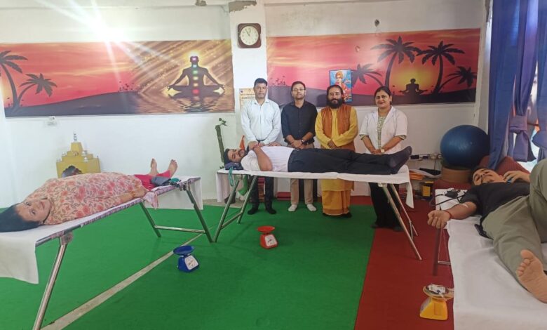 रक्तदान शिविर का आयोजन रक्तदान शिविर का आयोजन