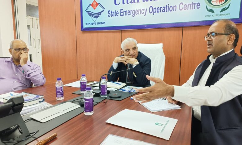 एनडीएमए के विभागाध्यक्ष एवं सदस्य श्री राजेंद्र सिंह ने उत्तराखण्ड में आपदा राहत और पुनर्निर्माण कार्यों की समीक्षा की