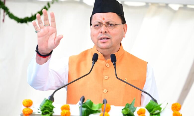 मुख्यमंत्री श्री पुष्कर सिंह धामी ने मसूरी गोलीकांड शहीदों को अर्पित की श्रद्धांजलि