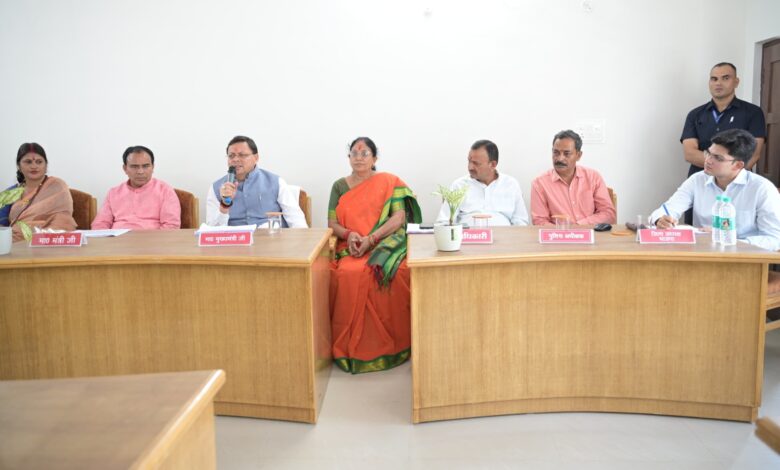 मुख्यमंत्री श्री पुष्कर सिंह धामी ने लिया रुद्रप्रयाग जनपद के आपदा प्रभावित क्षेत्रों का जायजा मुख्यमंत्री श्री पुष्कर सिंह धामी ने लिया रुद्रप्रयाग जनपद के आपदा प्रभावित क्षेत्रों का जायजा