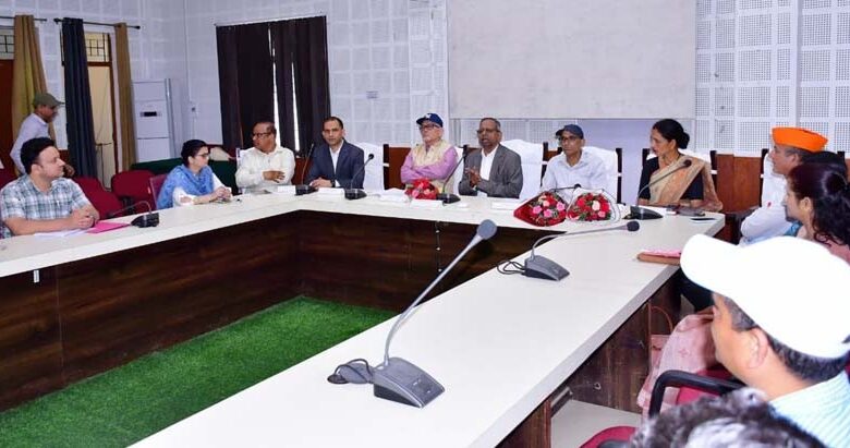 बागेश्वर में छठे राज्य वित्त आयोग का दो दिवसीय दौरा, स्थानीय समस्याओं पर हुई विस्तृत चर्चा