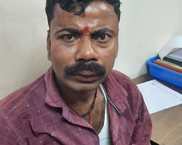 गोविंद गढ़ दुकान मालिक पर हमला, सोने की चैन छीनकर बदमाश फरार ,स्वर्णकार आक्रोशित