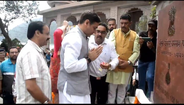 नैनीताल में धूमधाम से मनाया गया भारत रत्न पंडित गोविंद बल्लभ पन्त  का 138वाँ जन्मदिवस