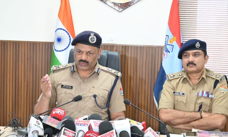 “ऑपरेशन कालनेमि”- माननीय मुख्यमंत्री उत्तराखण्ड के मार्गदर्शन में देवभूमि की आस्था की रक्षा हेतु उत्तराखण्ड पुलिस का बड़ा अभियान “ऑपरेशन कालनेमि”- माननीय मुख्यमंत्री उत्तराखण्ड के मार्गदर्शन में देवभूमि की आस्था की रक्षा हेतु उत्तराखण्ड पुलिस का बड़ा अभियान