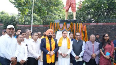 राज्यपाल और मुख्यमंत्री ने किया राजभवन परिसर में ‘‘भगीरथ उद्यान’’ का उद्घाटन राज्यपाल और मुख्यमंत्री ने किया राजभवन परिसर में ‘‘भगीरथ उद्यान’’ का उद्घाटन