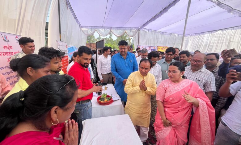 सीएचसी, नारसन में राज्य के स्वास्थ्य मंत्री डॉ धन सिंह रावत ने किया बहुउद्देशीय शिविर का शुभारम्भ   – शिविर में विशेषज्ञ चिकित्सकों द्वारा विभिन्न स्वास्थ्य सेवाएँ की गईं प्रदान