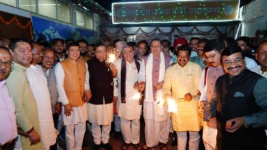 मुख्यमंत्री श्री पुष्कर सिंह धामी भाजपा प्रदेश कार्यालय देहरादून में आयोजित दीपावली मिलन समारोह में हुए शामिल