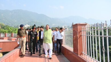 सैनिक कल्याण मंत्री गणेश जोशी ने गुनियालगांव स्थित निर्माणाधीन सैन्यधाम का किया निरीक्षण, रजत जयंती पर प्रधानमंत्री मोदी द्वारा लोकार्पण की संभावना सैनिक कल्याण मंत्री गणेश जोशी ने गुनियालगांव स्थित निर्माणाधीन सैन्यधाम का किया निरीक्षण, रजत जयंती पर प्रधानमंत्री मोदी द्वारा लोकार्पण की संभावना