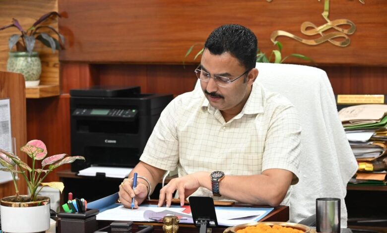 गढ़वाल मण्डल विकास निगम लि० के विभिन्न होटलों में शीतकालीन यात्रा काल अवधि में पर्यटकों को वर्तमान आवासीय दरों में छूट