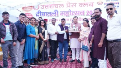 मुख्यमंत्री धामी ने उत्तरांचल प्रेस क्लब के दीपावली महोत्सव में की शिरकत, पत्रकारों को दी शुभकामनाएं