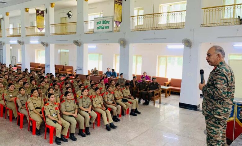 उत्तराखण्ड में युवा आपदा मित्र योजना का शुभारंभ उत्तराखण्ड में युवा आपदा मित्र योजना का शुभारंभ