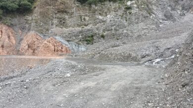 जिला प्रशासन ने बरसात थमते ही 07 दिन के भीतर आपदाग्रस्त क्षेत्र बटोली को सड़क  से किया कनेक्ट; घर पहुंचने लगे वाहन