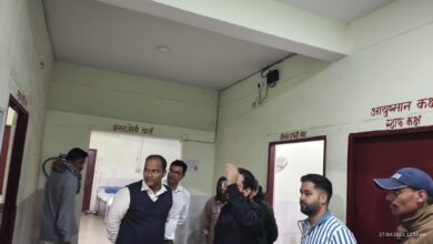 तहसील का भी किया औचक निरीक्षण, जनसेवाओं में पारदर्शिता और समयबद्धता के दिए निर्देश