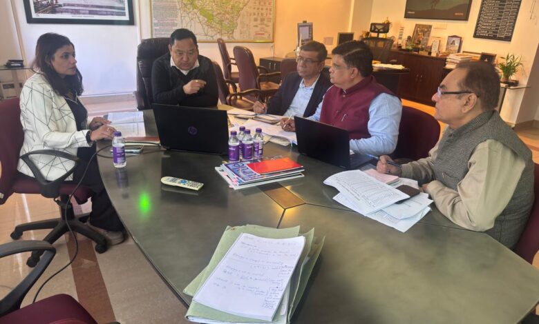 सीमान्त गाँवों के विकास एवं पलायन रोकथाम हेतु ठोस कार्ययोजना तैयार करने के निर्देश सीमान्त गाँवों के विकास एवं पलायन रोकथाम हेतु ठोस कार्ययोजना तैयार करने के निर्देश