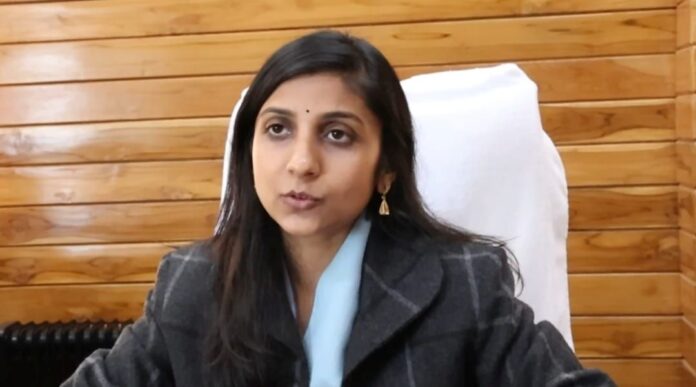 पाला, शीतलहर व बर्फबारी के कारण न हो जनजीवन प्रभावितः भदौरिया