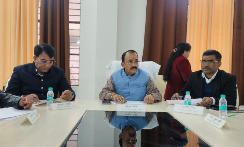 अन्य पिछड़ा वर्ग आयोग में विभिन्न शिकायतों पर सुनवाई, कई मामलों के त्वरित निस्तारण के निर्देश अन्य पिछड़ा वर्ग आयोग में विभिन्न शिकायतों पर सुनवाई, कई मामलों के त्वरित निस्तारण के निर्देश