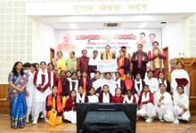 संस्कृत हमारे अतीत की स्मृति ही नहीं, भविष्य की संभावना भी : मुख्यमंत्री पुष्कर सिंह धामी