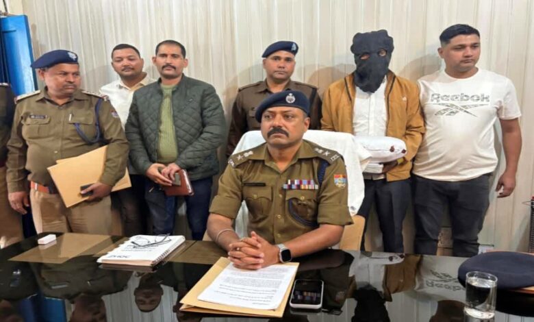 ब्लइंड मर्डर केस का खुलासाः आरोपी ने शराब पीने के बाद पैसों के लालच में दिया था वारदात को अंजाम