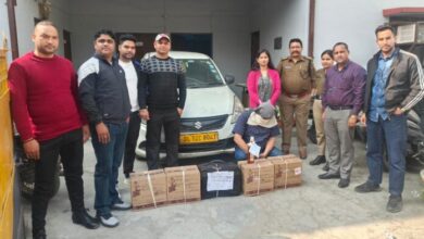 अवैध अंग्रेजी शराब की पांच पेटियों के साथ शातिर गिरफ्तार