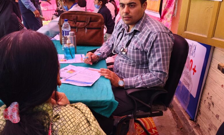 “जन औषधि सप्ताह” के अंतर्गत जाखन, देहरादून में निःशुल्क स्वास्थ्य शिविर का आयोजन “जन औषधि सप्ताह” के अंतर्गत जाखन, देहरादून में निःशुल्क स्वास्थ्य शिविर का आयोजन