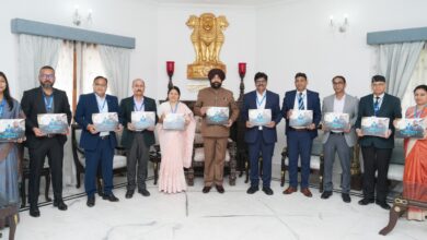 राज्यपाल गुरमीत सिंह ने ‘समिट्सः द जर्नी ऑफ उत्तराखण्ड ग्रामीण बैंक’ कॉफी टेबल बुक का किया विमोचन