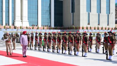 भराड़ीसैंण में बजट सत्र का आगाज, राज्यपाल गुरमीत सिंह ने ली परेड की सलामी और सदन को किया संबोधित