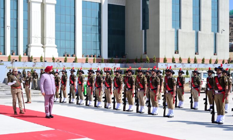 भराड़ीसैंण में बजट सत्र का आगाज, राज्यपाल गुरमीत सिंह ने ली परेड की सलामी और सदन को किया संबोधित