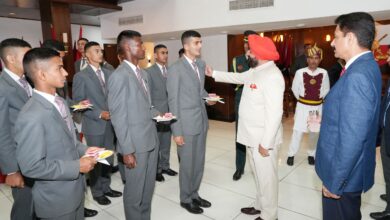 राष्ट्र निर्माण में महत्वपूर्ण भूमिका निभाते हैं सैन्य अधिकारी: राज्यपाल