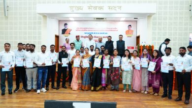 मुख्यमंत्री ने 63 सफाई निरीक्षकों को प्रदान किए नियुक्ति पत्र*