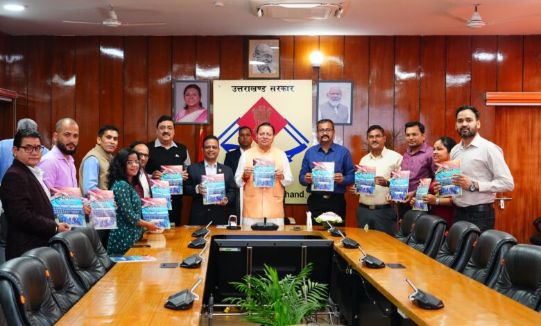 मुख्यमंत्री धामी ने उत्तराखण्ड सचिवालय बैडमिंटन क्लब द्वारा प्रकाशित स्मारिका “प्रयास बेहतर कल के लिए” का किया विमोचन