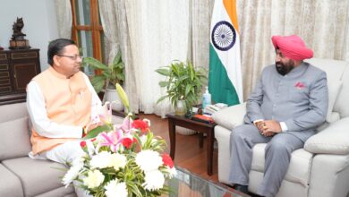 राज्यपाल गुरमीत सिंह से मुख्यमंत्री की शिष्टाचार भेंट, विकास और जनकल्याण के मुद्दों पर चर्चा