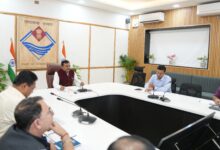 मुख्य सचिव आनंद बर्द्धन की अध्यक्षता में व्यय वित्त समिति की बैठक, पार्किंग, पेयजल और सड़क परियोजनाओं को मंजूरी