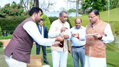 उत्तराखण्ड में मौन पालन की अपार संभावनाएंः सीएम धामी