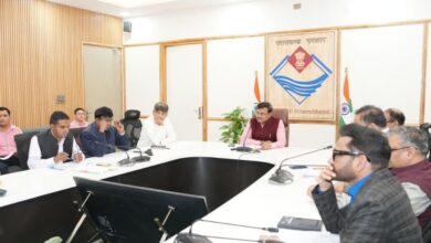 मुख्य सचिव आनंद बर्द्धन की अध्यक्षता में व्यय वित्त समिति की बैठक आयोजित