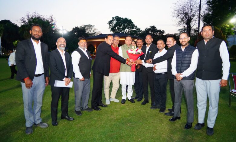 मुख्यमंत्री पुष्कर सिंह धामी से बार एसोसिएशन देहरादून के प्रतिनिधिमंडल की शिष्टाचार भेंट