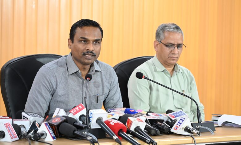 1 अप्रैल से चलेगा प्री-SIR में मैपिंग का सघन अभियान 1 अप्रैल से चलेगा प्री-SIR में मैपिंग का सघन अभियान