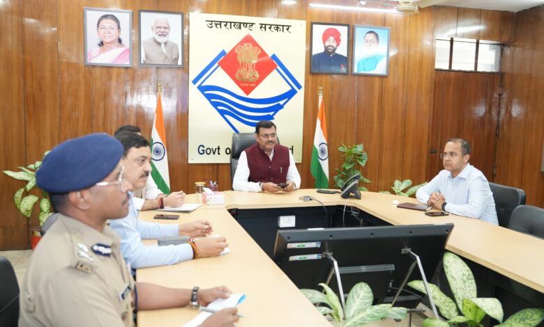 मुख्य सचिव ने ली सचिवालय में लॉ एंड ऑर्डर को लेकर बैठक