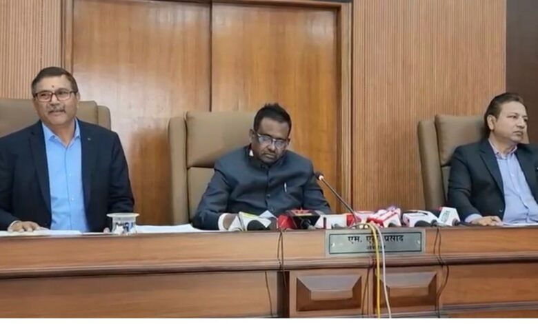 नियामक आयोग का बड़ा फैसला,नहीं बढ़ेंगी बिजली दरें