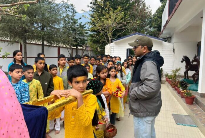 फूलदेईः  परंपरा और संस्कृति के पुनरुद्धार का सामूहिक प्रयास