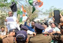 केन्द्रीय गृहमंत्री अमित शाह को काले झंड़े दिखाने जा रहे कांग्रेसी गिरफ्तार