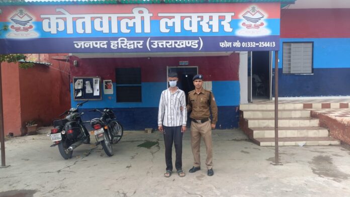 फरार चल रहा हुक्का गैंग का बदमाश गिरफ्तार