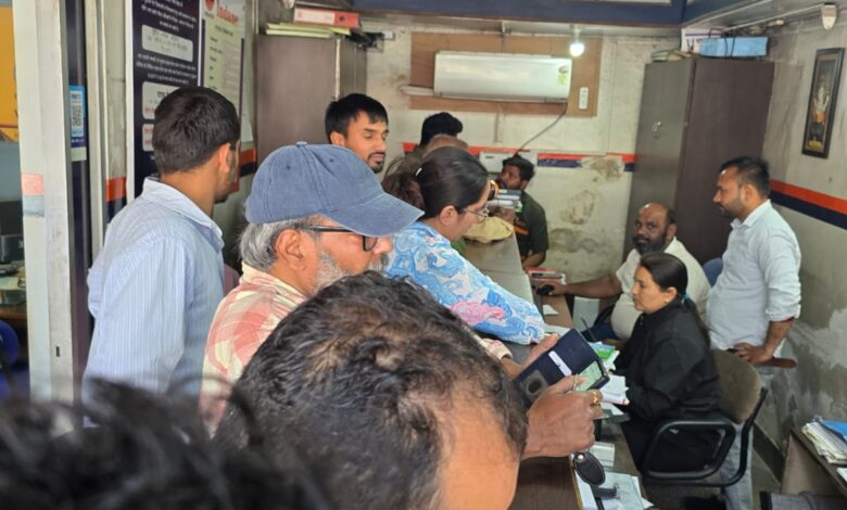 देहरादून में एलपीजी कालाबाजारी पर सख्ती, डीएम के निर्देश पर क्यूआरटी टीम सक्रिय देहरादून में एलपीजी कालाबाजारी पर सख्ती, डीएम के निर्देश पर क्यूआरटी टीम सक्रिय