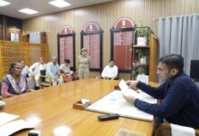 आज फिर चला जनता दर्शन; 100 से अधिक मसले; अन्य जिले से भी प्राप्त हुई फरियाद आज फिर चला जनता दर्शन; 100 से अधिक मसले; अन्य जिले से भी प्राप्त हुई फरियाद