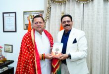 उत्तराखंड राज्य पिछड़ा वर्ग कल्याण परिषद के नवनियुक्त उपाध्यक्ष अशोक वर्मा ने प्रदेश के मुख्यमंत्री पुष्कर सिंह धामी से भेंट की और उनका आभार व्यक्त करने के साथ ही धन्यवाद किया