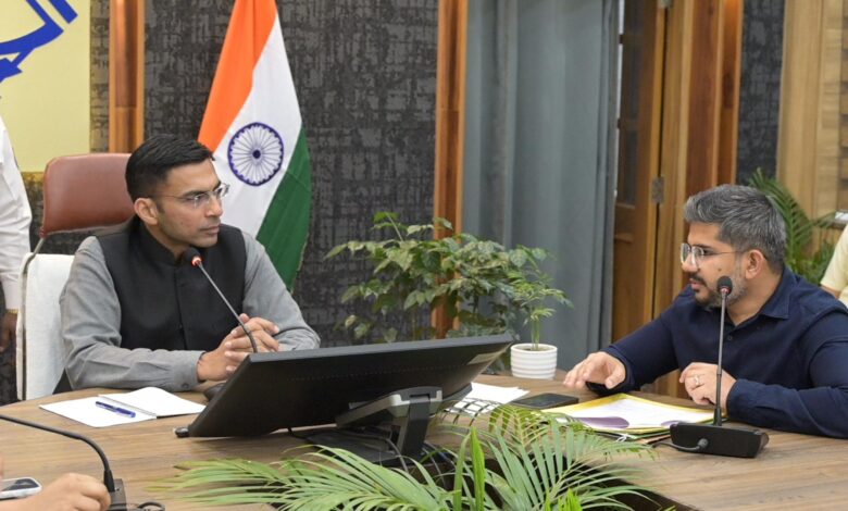 पीएम मोदी के दौरे की तैयारियां तेज, रूट को 13 जोन में बांटकर व्यवस्थाएं चाक-चौबंद करने के निर्देश