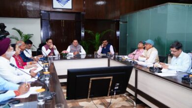 मुख्यमंत्री धामी ने नैनीताल व ऊधमसिंहनगर की घोषणाओं की समीक्षा की, समयबद्ध कार्यान्वयन के दिए निर्देश