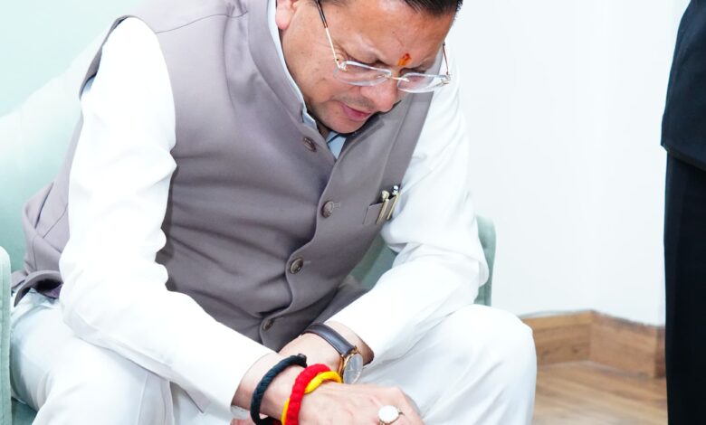 मुख्यमंत्री श्री पुष्कर सिंह धामी ने की जनगणना 2027 के लिए स्व-गणना