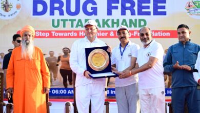 “रन फॉर अवेयरनेस” रैली को मुख्यमंत्री श्री पुष्कर सिंह धामी ने दिखाई हरी झंडी “रन फॉर अवेयरनेस” रैली को मुख्यमंत्री श्री पुष्कर सिंह धामी ने दिखाई हरी झंडी